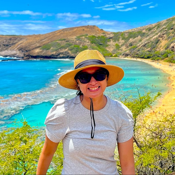 Meet your Posher, Michelle - Picture 1 of 1